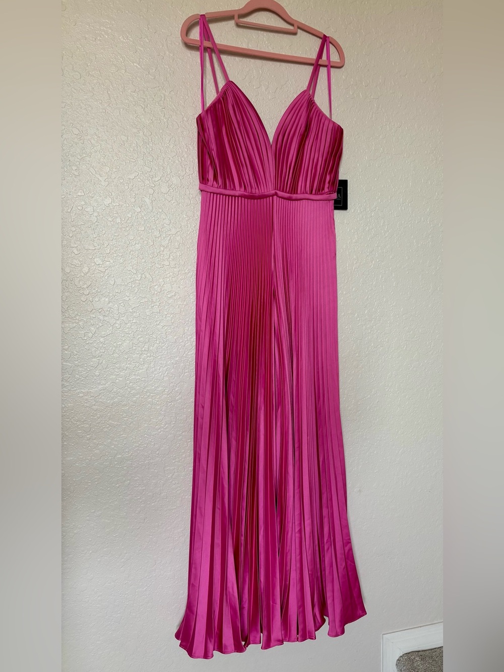 Mac Duggal Pleated Plunge Neck Wide Leg Jumpsuit - Picture 5 of 16